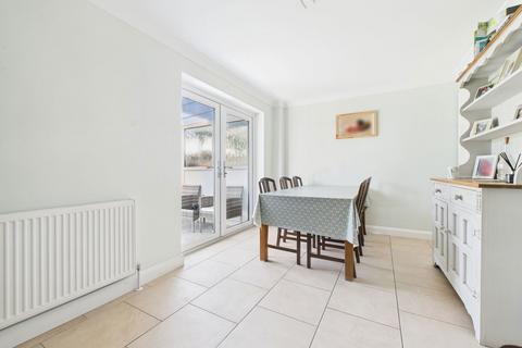 4 bedroom end of terrace house for sale, Rogate Close, Sompting, BN15 0DY