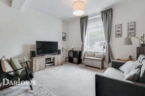 14 Barry Road, Pontypridd, CF37 1HY