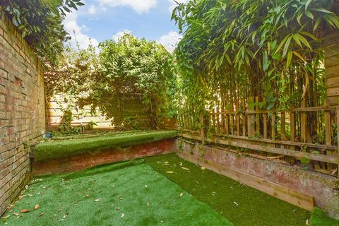 5 bedroom end of terrace house for sale, New Street, Folkestone, Kent
