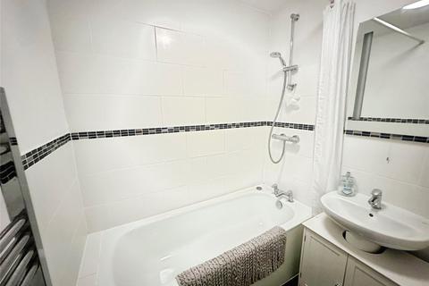 3 bedroom apartment for sale, Kingsway, Hove, East Sussex