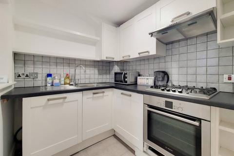 Sutherland Avenue, Maida Vale, London, W9
