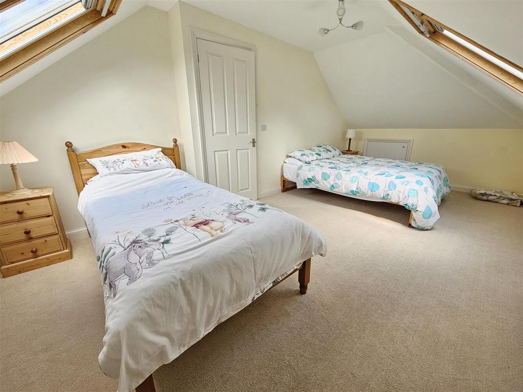 Bedroom 3.jpg