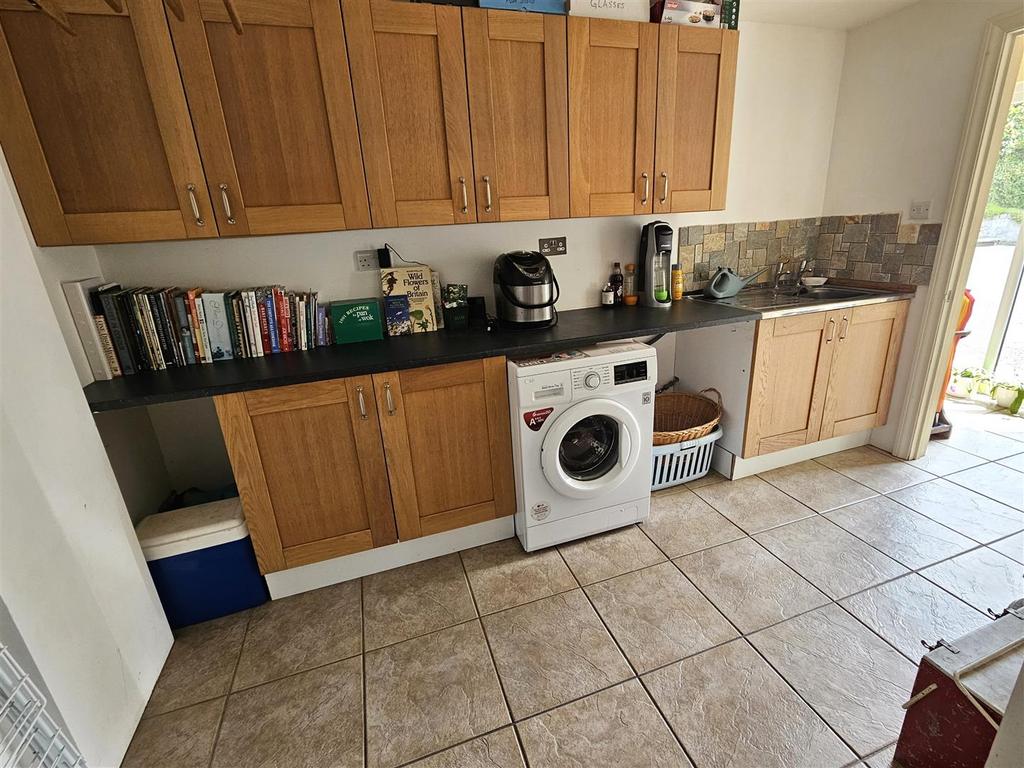 Utility Room.jpg