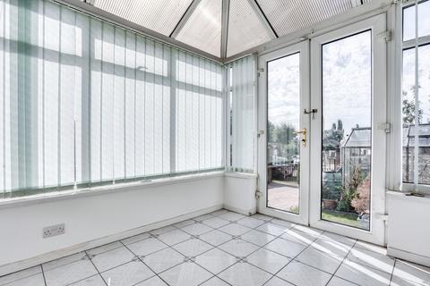 3 bedroom detached house for sale, Leeds Road, Leeds LS26
