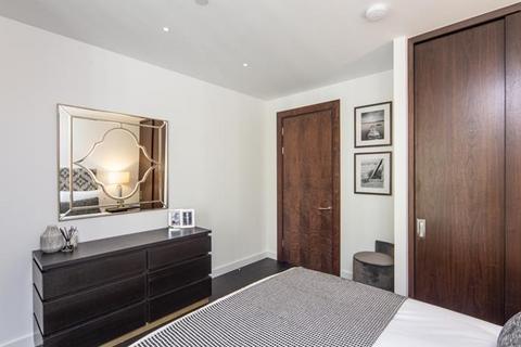 2 bedroom flat to rent, The Residence, Charles Clowes Walk, London