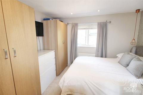 2 bedroom terraced house for sale, Braemore Close, Berkshire RG19