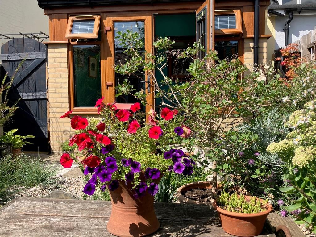 Garden room