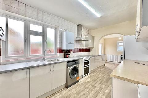 undefined, Ellington Road, Hounslow TW3