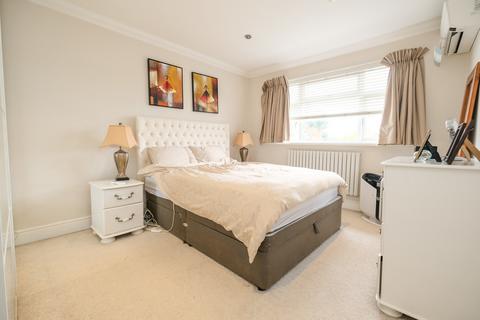 undefined, Court Road, Orpington