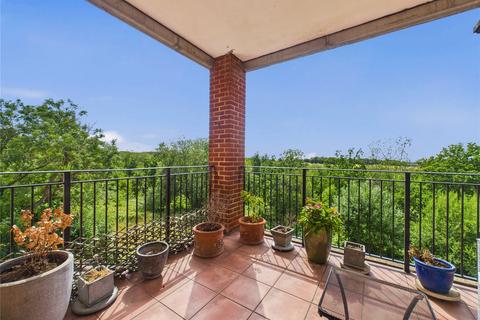 2 bedroom apartment for sale, Rhapsody Crescent, Warley, Brentwood, Essex, CM14