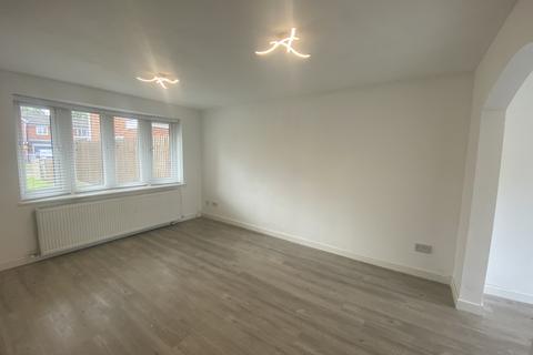 4 bedroom detached house to rent, Cranebrook Close, Leighton