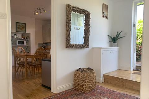 undefined, Gloucester Road, Richmond