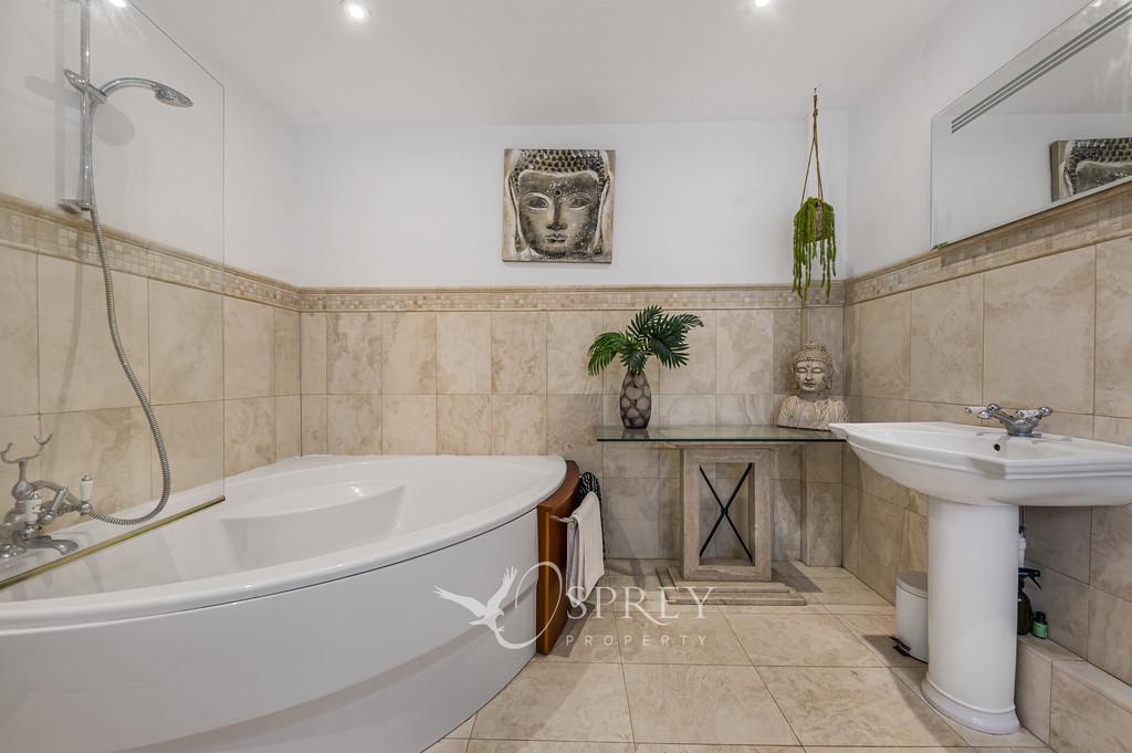 En-Suite to Bedroom One