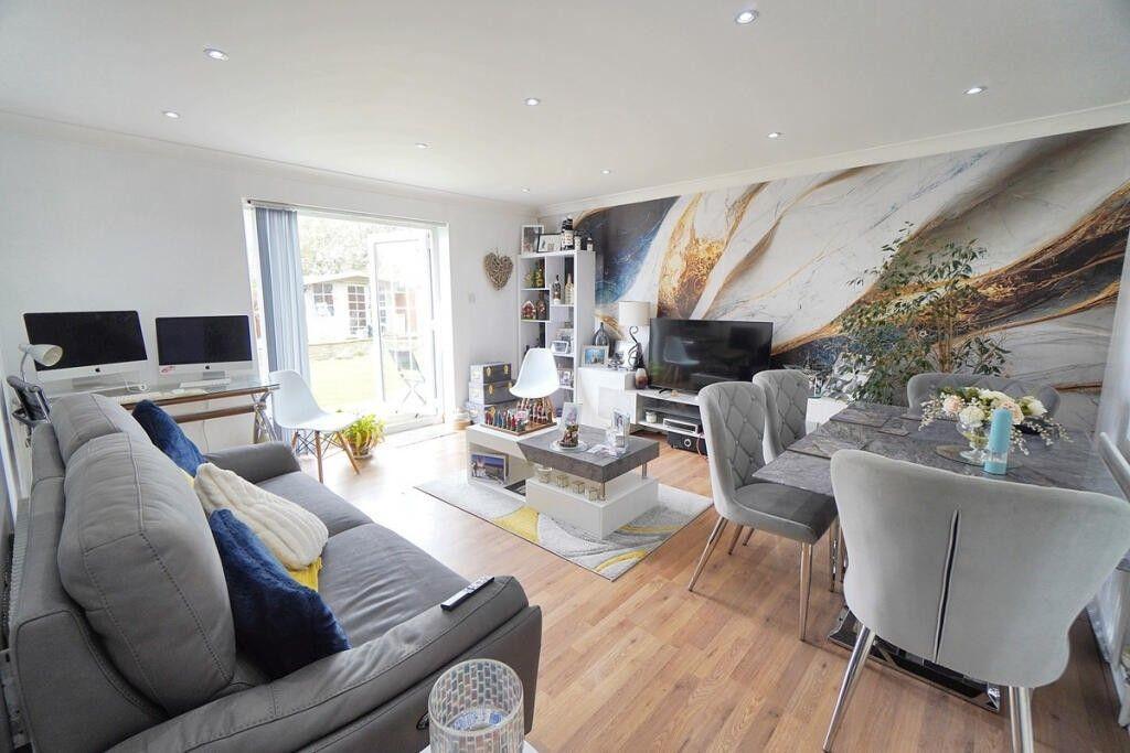 29 Tower DR