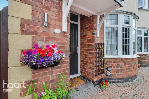 3 bedroom semi-detached house for sale, Melton Avenue, Littleover