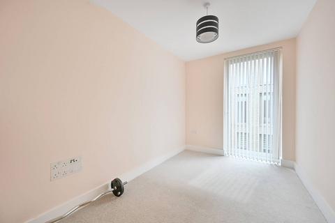 undefined, Durham Wharf Drive, Brentford, TW8