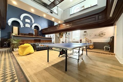 5 bedroom detached house for sale, Merthyr Road, Aberdare CF44