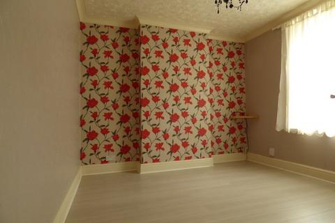 3 bedroom end of terrace house to rent, Netley Road, Newton Abbot