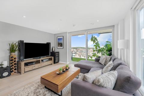 2 bedroom flat to rent, Upper Richmond Road, London