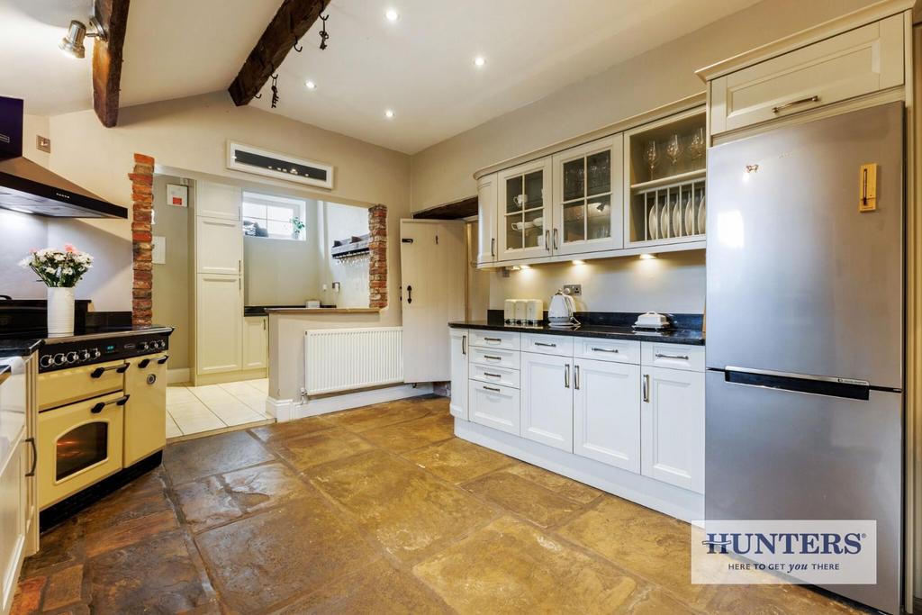 96260 High-House-Main-Street-West-Haddlesey (13)