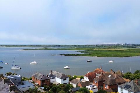 undefined, MUDEFORD