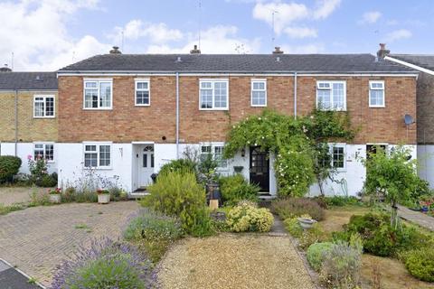 3 bedroom terraced house for sale, Charts Close, Cranleigh