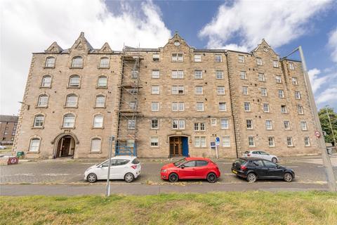 17/29 Johns Place, Edinburgh, EH6