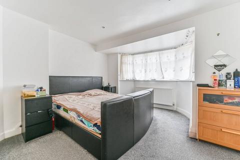 8 Glenhurst Rise, London, SE19 3XW