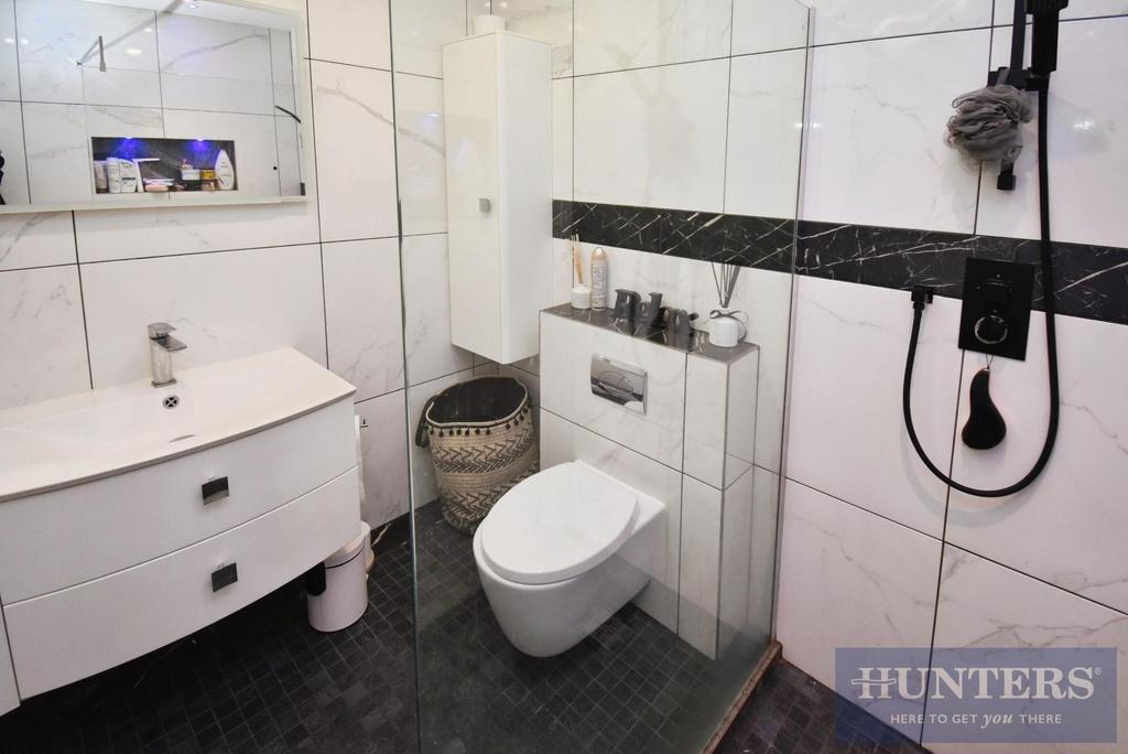 Family Shower room