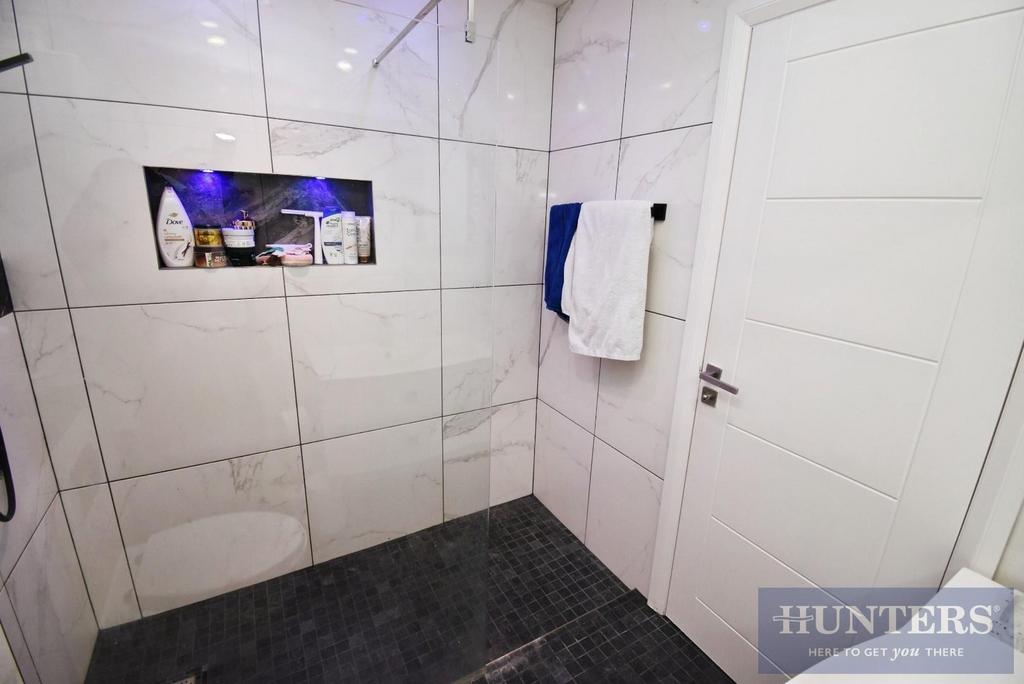 Family Shower room