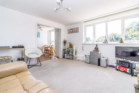 2 bedroom flat for sale, Gannet House, Eastern Parade