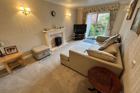 2 bedroom retirement property for sale, Penrhyn Avenue, Rhos on Sea