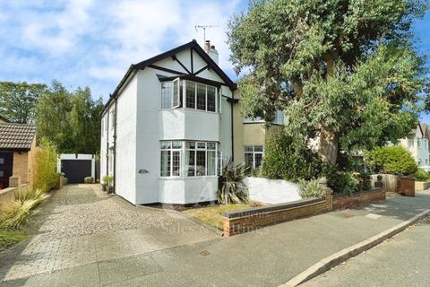 3 bedroom semi-detached house for sale, Fernleigh Road, Walsall, WS4 2EZ