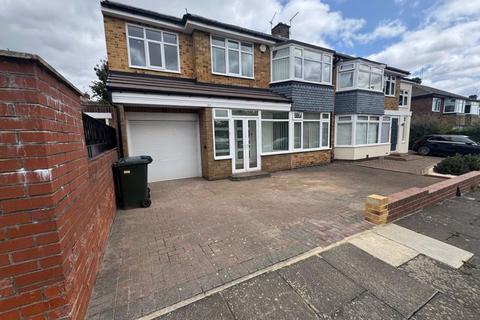 undefined, Kenton Avenue, Gosforth