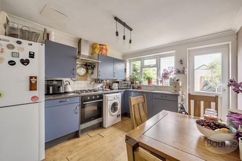 undefined, Badshot Lea Road, Badshot Lea, Farnham, Surrey, GU9