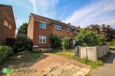 9 Whitefields Road, Cheshunt, Waltham Cross, EN8 0EJ