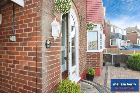 3 bedroom semi-detached house for sale, Kenmore Road, Manchester M45