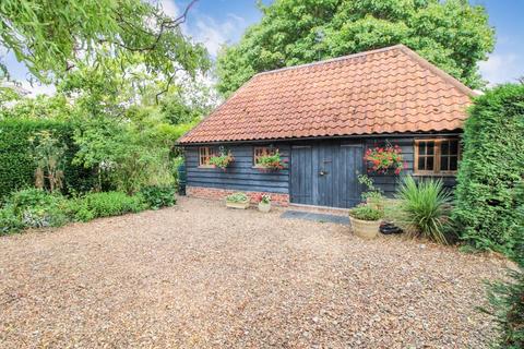 3 bedroom cottage for sale, Blunham Road, Bedford MK44