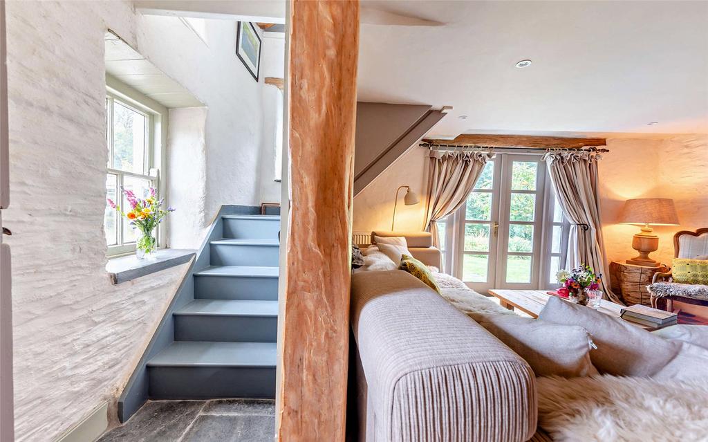 Stairs To Bedroom 4