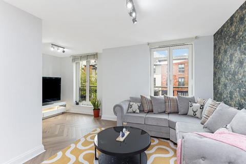 3 Dolphington Avenue, Glasgow, G5 0HY