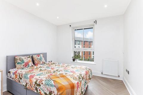 3 Dolphington Avenue, Glasgow, G5 0HY