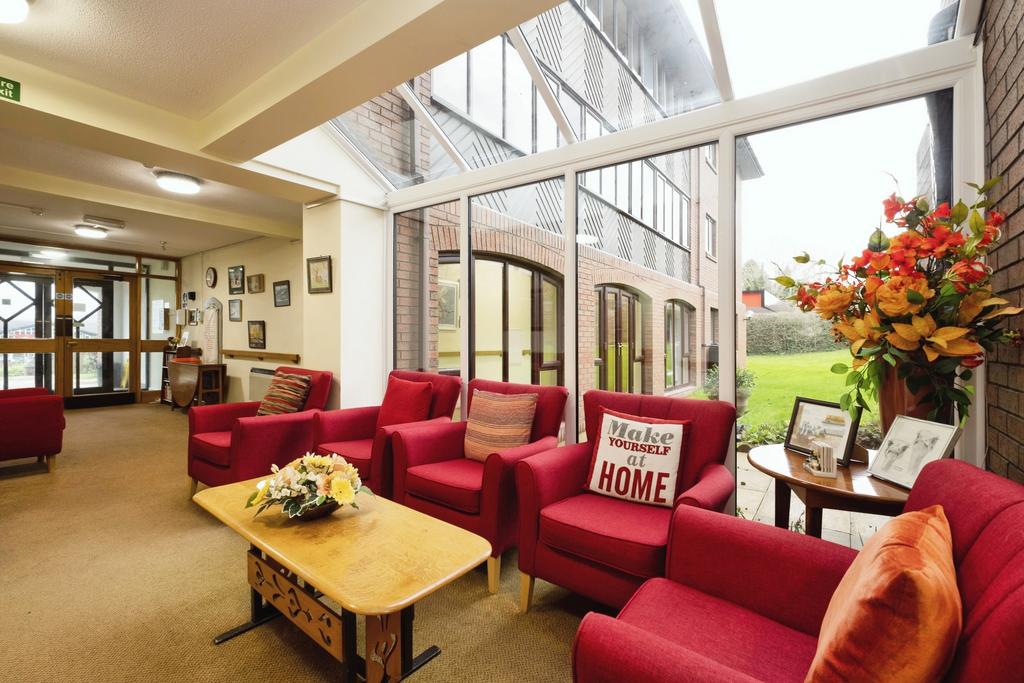 Communal Lounge