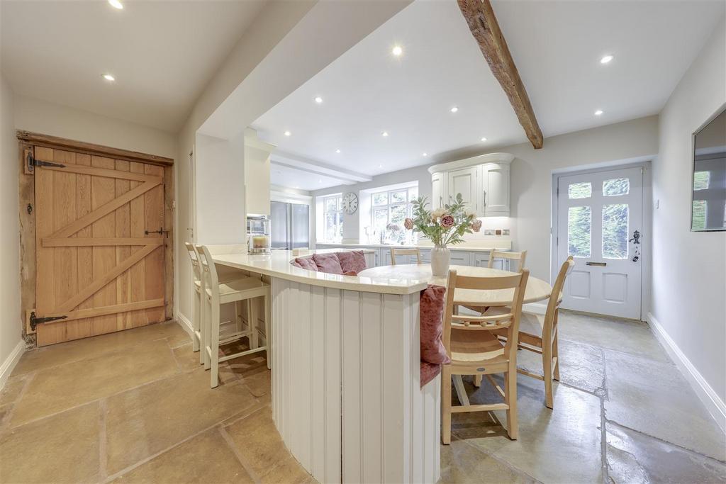 Dining / Kitchen