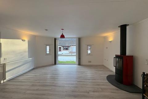 1 bedroom bungalow to rent, Queen Victoria Park, Inchmarlo, Banchory, AB31