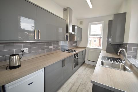 1 bedroom in a house share to rent, 16 Bowood Road, Ecclesall