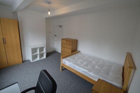 1 bedroom in a house share to rent, 16 Bowood Road, Ecclesall