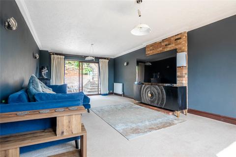 166 Castle Hill Road, Totternhoe, Dunstable, LU6 1QQ