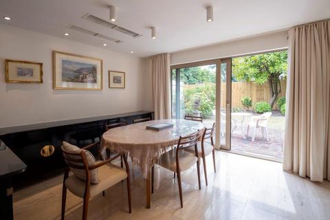 undefined, Regents Mews, St John's Wood, London, NW8