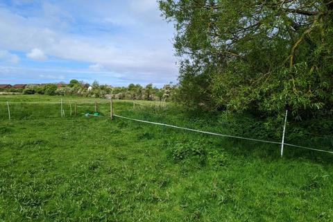 Land for sale, 32 Guinea Hall Lane Southport PR9 8BT