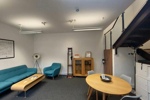 Office to rent, Main Rd Hathersage S32 1BB